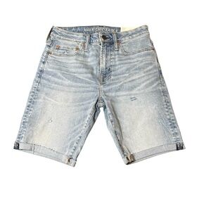 American Eagle Women’s Airflex + Light Blue Denim Jean Shorts At the Knee Sz 28